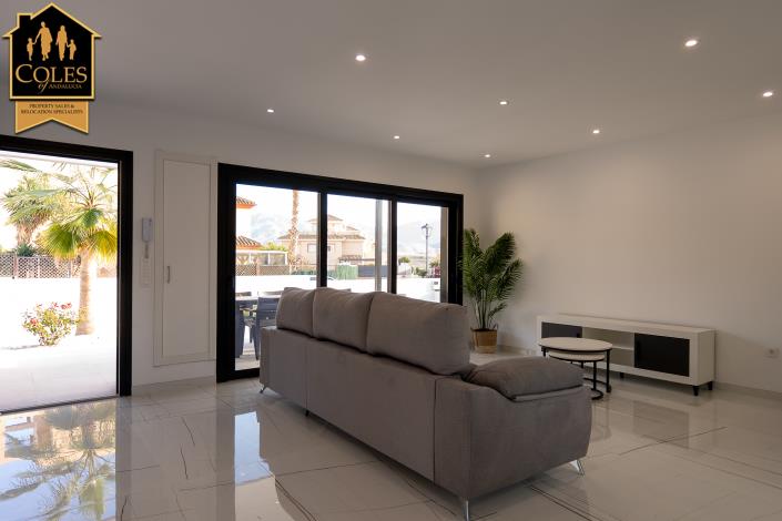 Image No.11-2 Bed Villa / Detached for sale