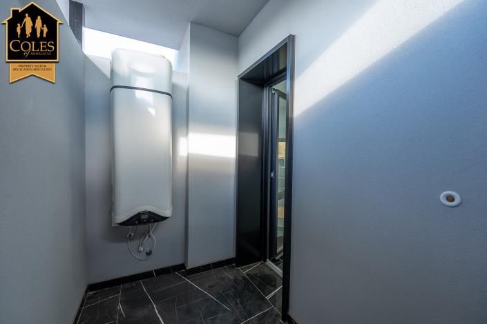 Image No.18-2 Bed Villa / Detached for sale