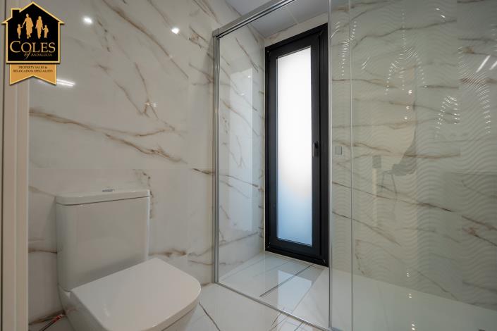 Image No.22-2 Bed Villa / Detached for sale