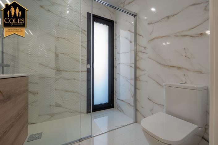 Image No.23-2 Bed Villa / Detached for sale