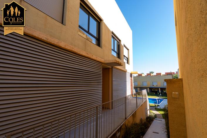 Image No.4-3 Bed Townhouse for sale