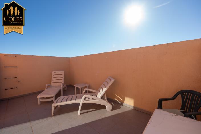 Image No.21-3 Bed Townhouse for sale