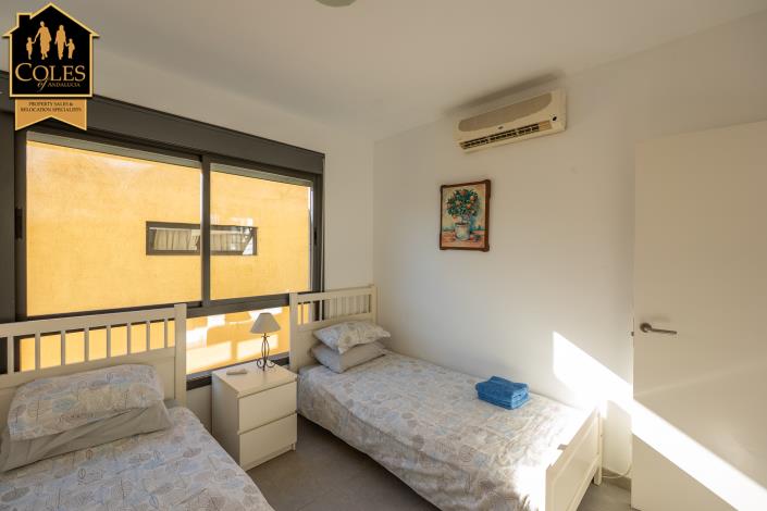 Image No.23-3 Bed Townhouse for sale