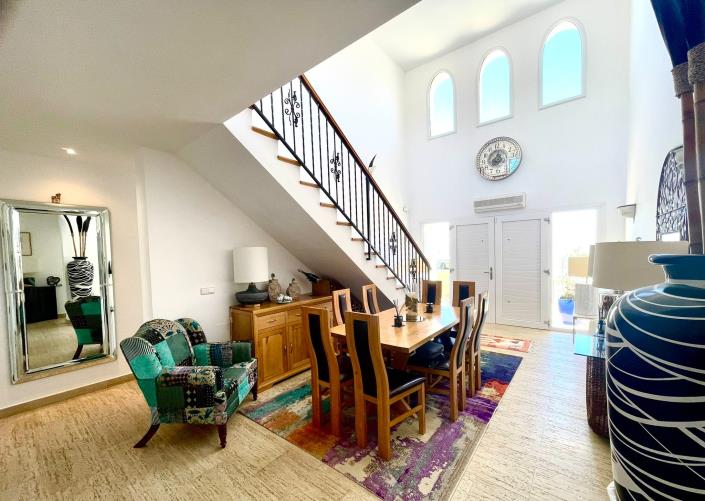 Image No.37-3 Bed Villa / Detached for sale