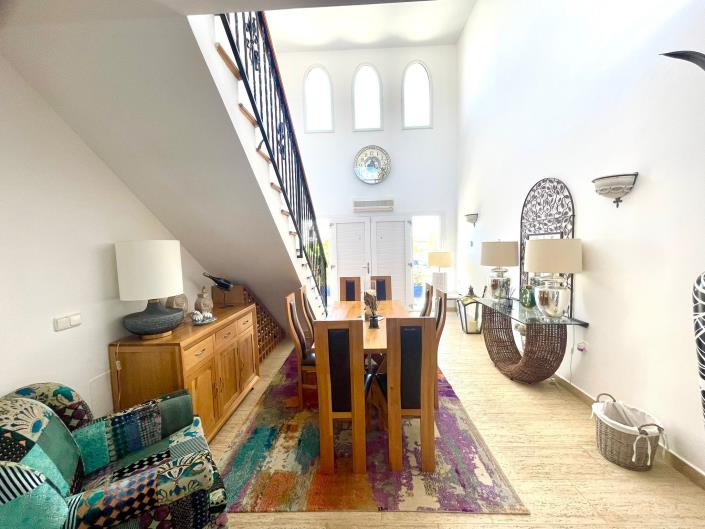 Image No.40-3 Bed Villa / Detached for sale