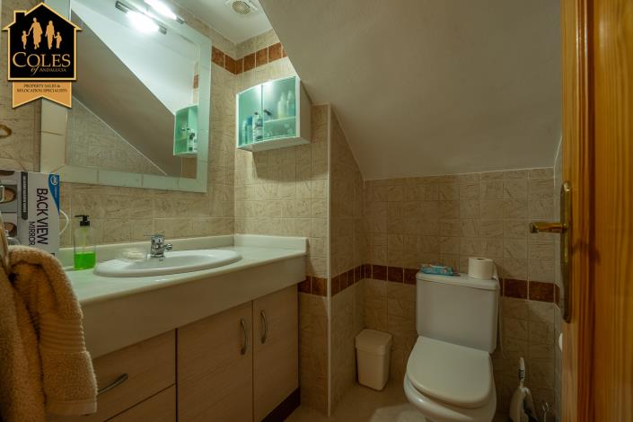 Image No.11-3 Bed Townhouse for sale