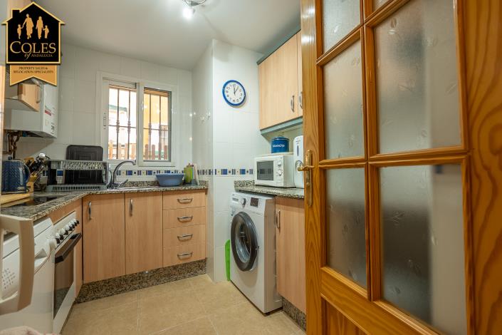 Image No.14-3 Bed Townhouse for sale