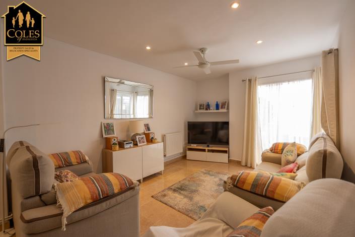 Image No.16-3 Bed Townhouse for sale