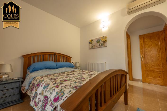 Image No.22-3 Bed Townhouse for sale