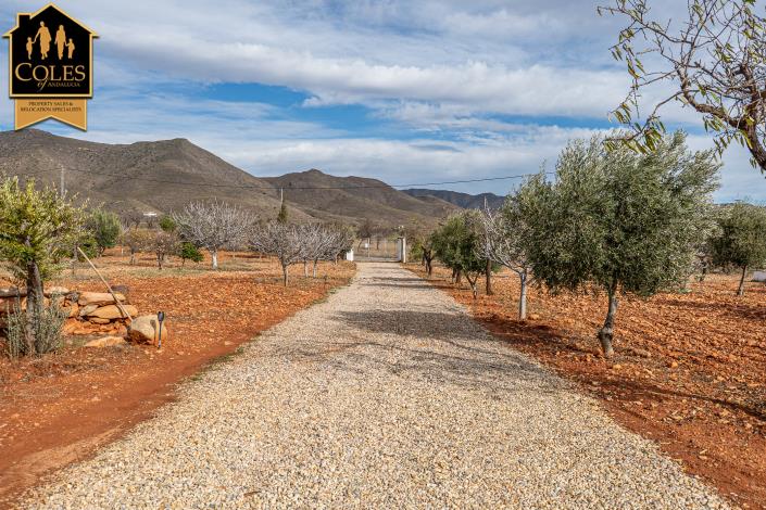 Image No.14-2 Bed Villa / Detached for sale