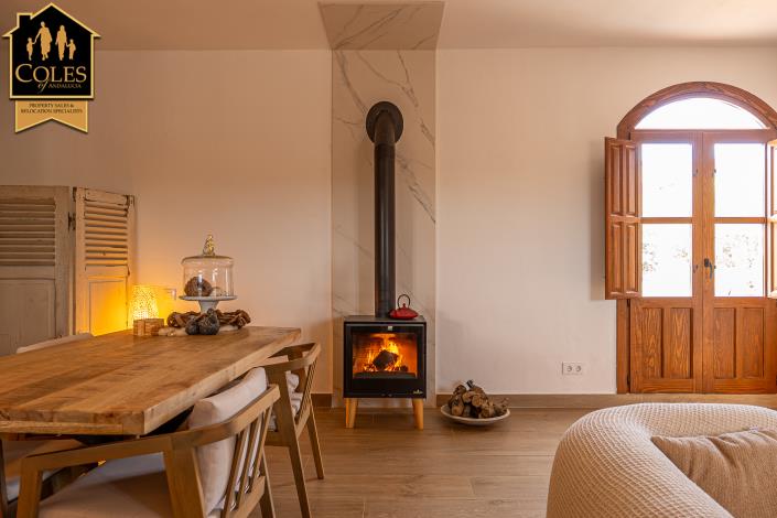 Image No.23-2 Bed Villa / Detached for sale