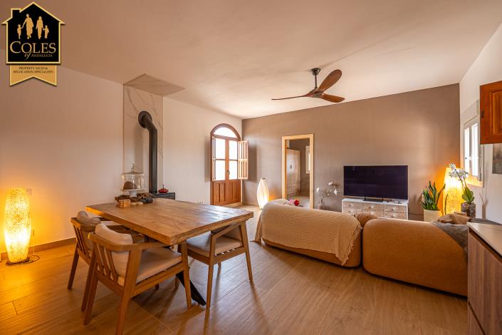 Image No.24-2 Bed Villa / Detached for sale