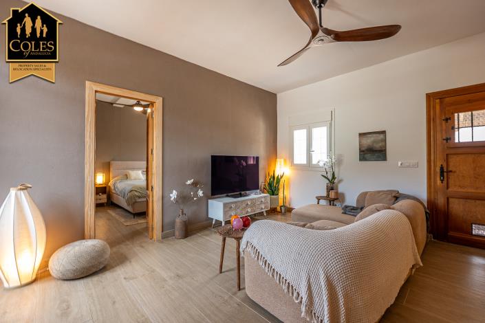 Image No.25-2 Bed Villa / Detached for sale