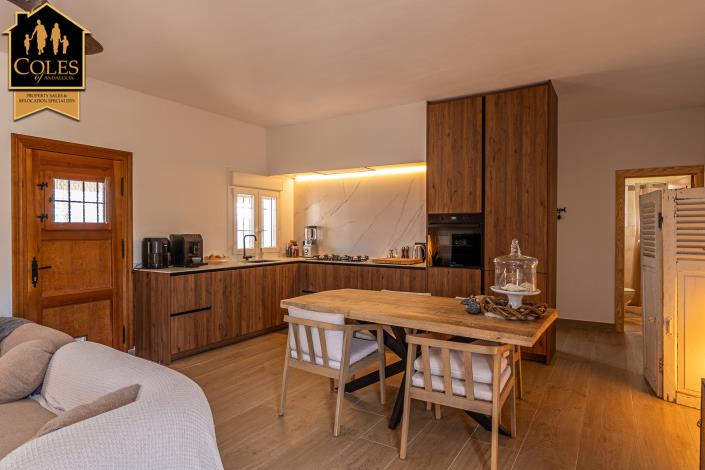 Image No.27-2 Bed Villa / Detached for sale