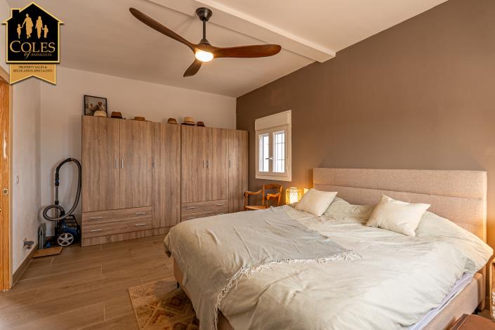 Image No.29-2 Bed Villa / Detached for sale