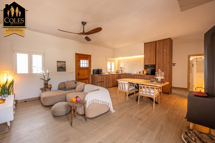 Image No.31-2 Bed Villa / Detached for sale