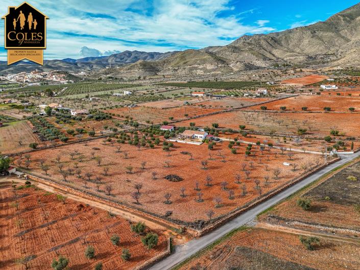 Image No.39-2 Bed Villa / Detached for sale