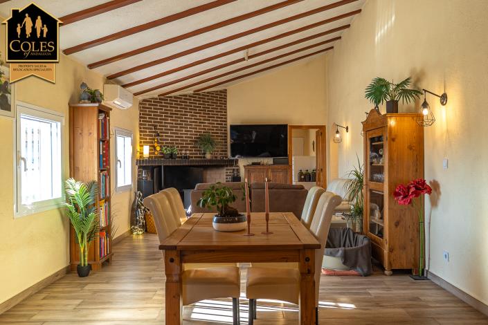 Image No.27-4 Bed Villa / Detached for sale