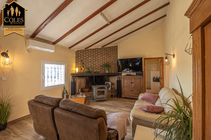 Image No.29-4 Bed Villa / Detached for sale