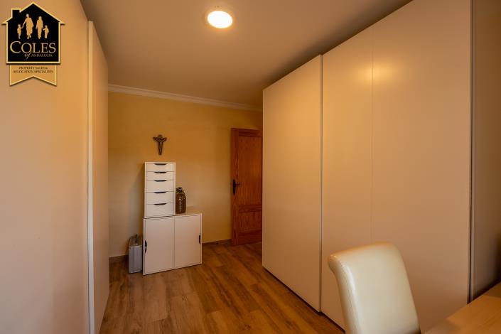 Image No.41-4 Bed Villa / Detached for sale