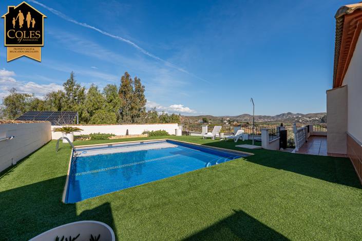 Image No.9-3 Bed Villa / Detached for sale