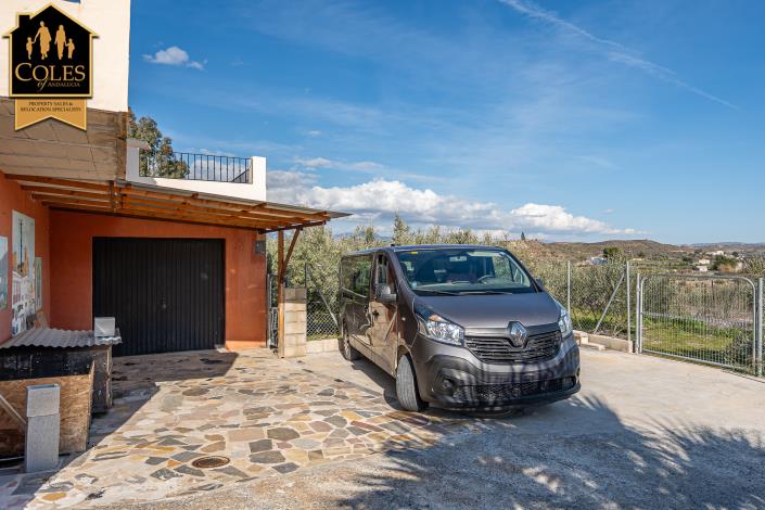 Image No.18-3 Bed Villa / Detached for sale