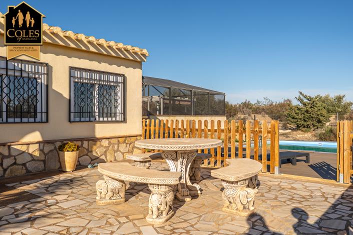 Image No.8-3 Bed Villa / Detached for sale