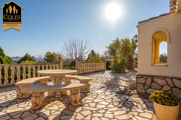 Image No.10-3 Bed Villa / Detached for sale