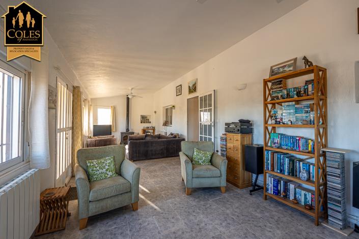 Image No.25-3 Bed Villa / Detached for sale