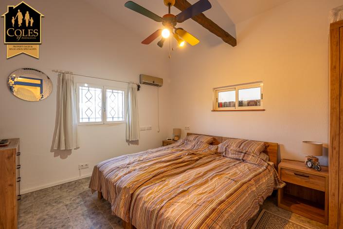 Image No.29-3 Bed Villa / Detached for sale