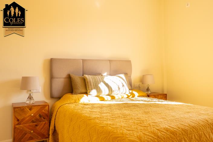 Image No.27-3 Bed Villa / Detached for sale