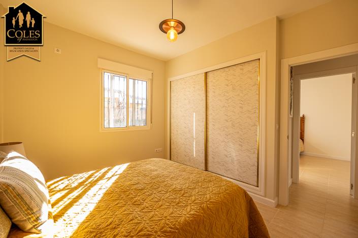 Image No.29-3 Bed Villa / Detached for sale