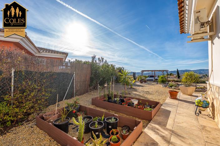 Image No.36-3 Bed Villa / Detached for sale