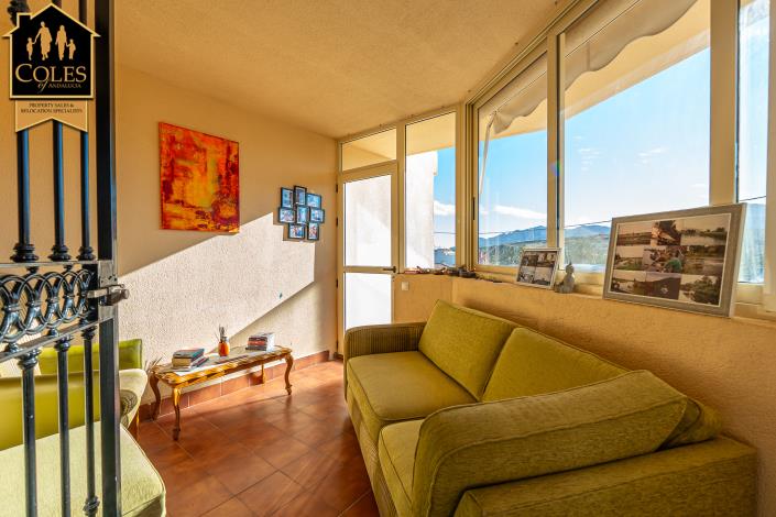 Image No.20-3 Bed Townhouse for sale