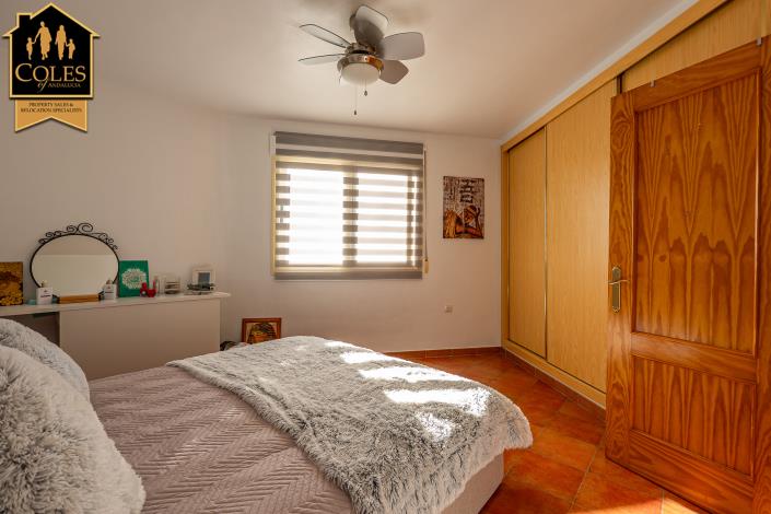 Image No.23-3 Bed Townhouse for sale