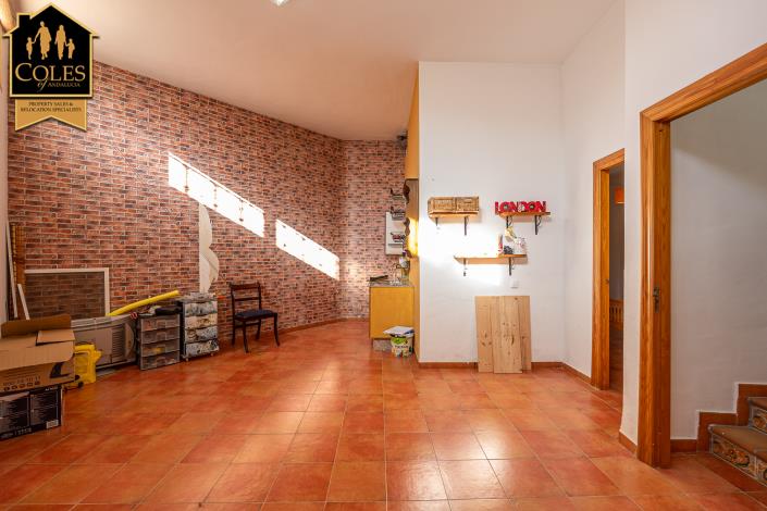 Image No.39-3 Bed Townhouse for sale