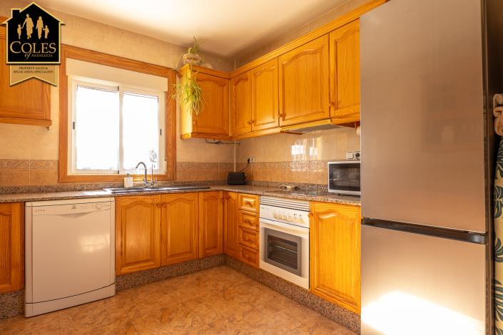 Image No.25-3 Bed Villa / Detached for sale