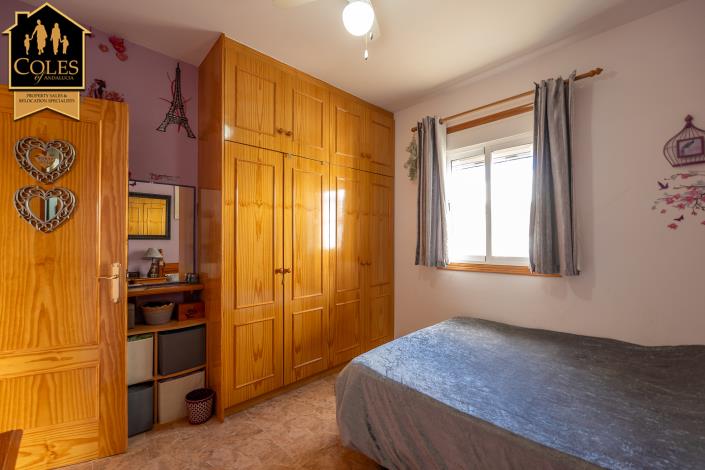 Image No.36-3 Bed Villa / Detached for sale