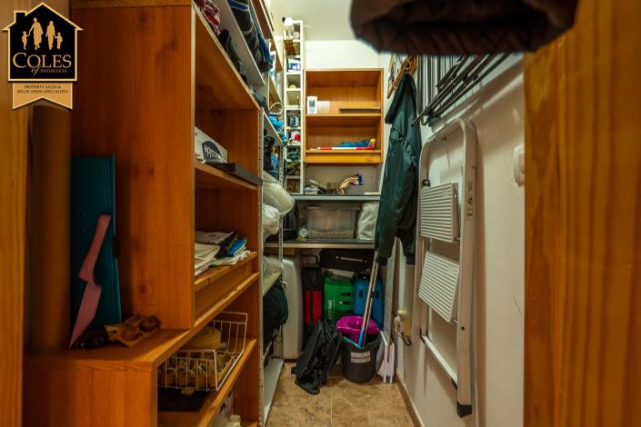 Image No.38-3 Bed Villa / Detached for sale