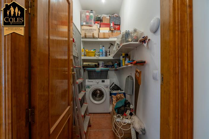 Image No.19-4 Bed Villa / Detached for sale