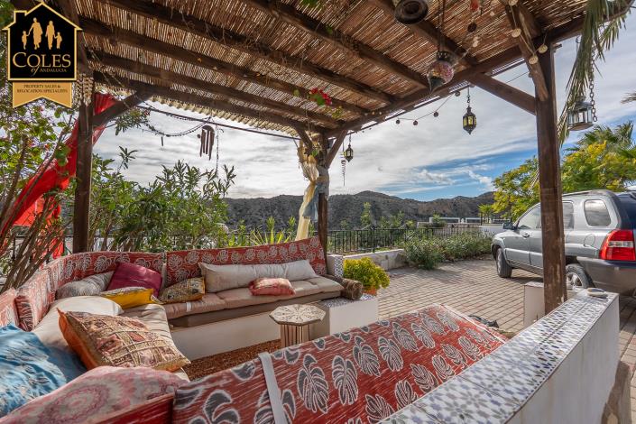 Image No.28-4 Bed Villa / Detached for sale