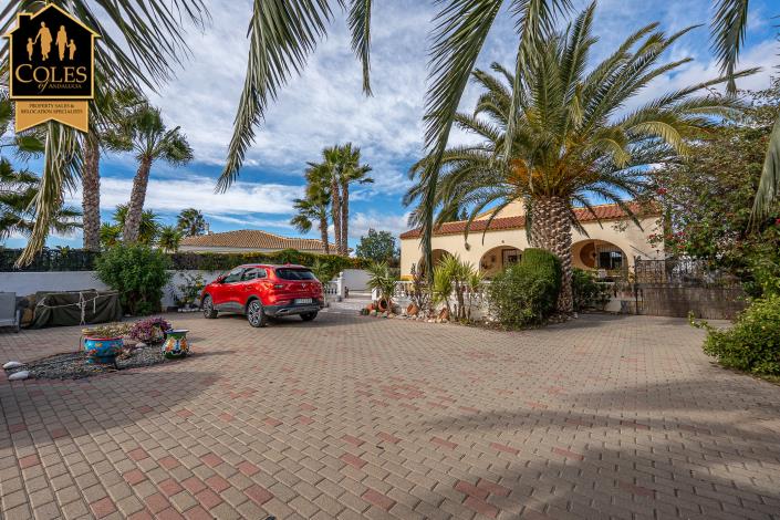 Image No.29-4 Bed Villa / Detached for sale