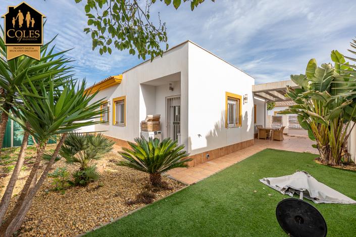 Image No.6-3 Bed Villa for sale