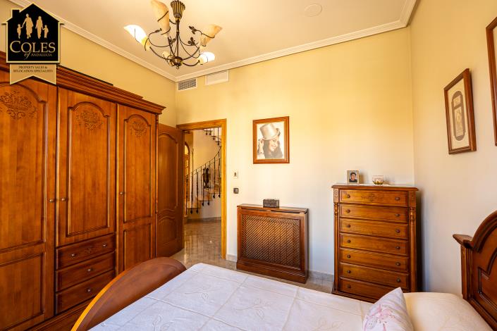 Image No.14-5 Bed Villa for sale