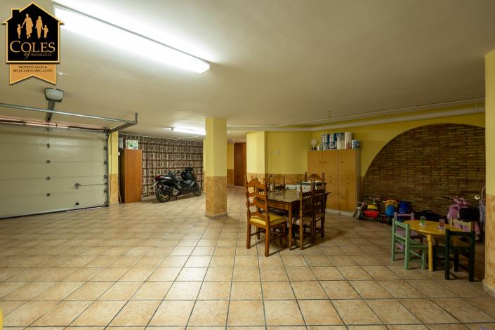 Image No.17-5 Bed Villa for sale