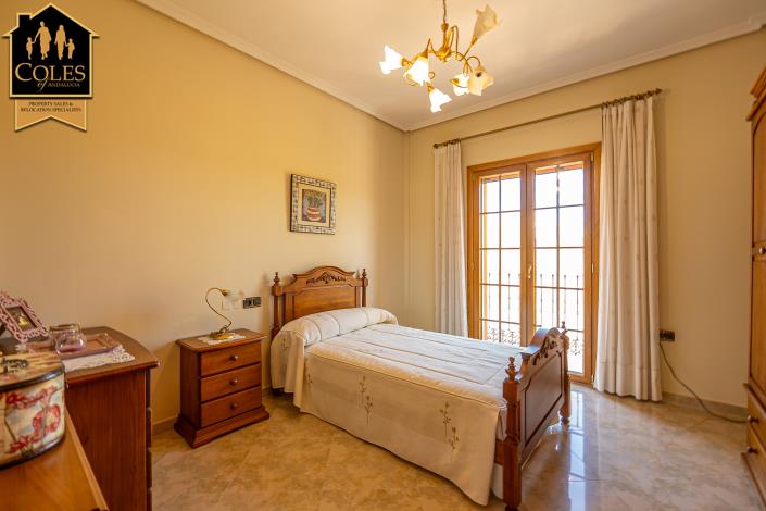 Image No.31-5 Bed Villa for sale