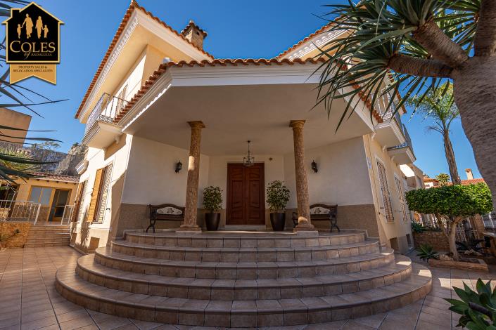 Image No.53-5 Bed Villa for sale