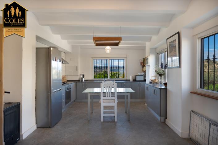 Image No.6-4 Bed Cortijo for sale