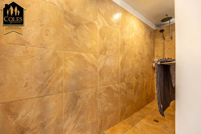 Image No.27-4 Bed Cortijo for sale