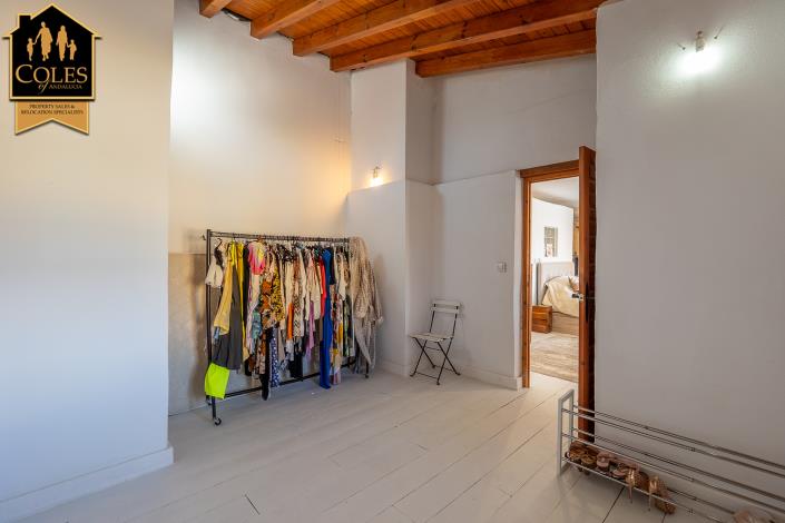 Image No.30-4 Bed Cortijo for sale